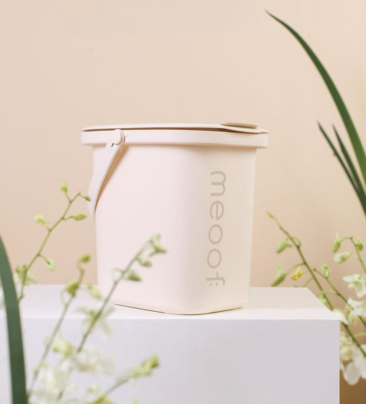 Smart Vacuum Pet Food Storage Container With Airtight Seal And Quick Release Airflow Technology