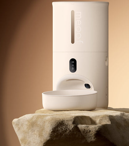 Smart Automatic Pet Feeder With Camera And App Control 4L Capacity For Cats And Dogs WiFi Enabled And Remote Feeding